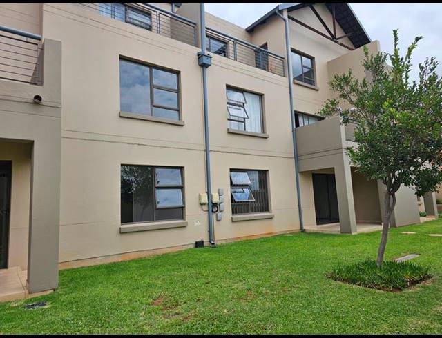 3 BEDROOM APARTMENT FOR SALE IN RUIMSIG